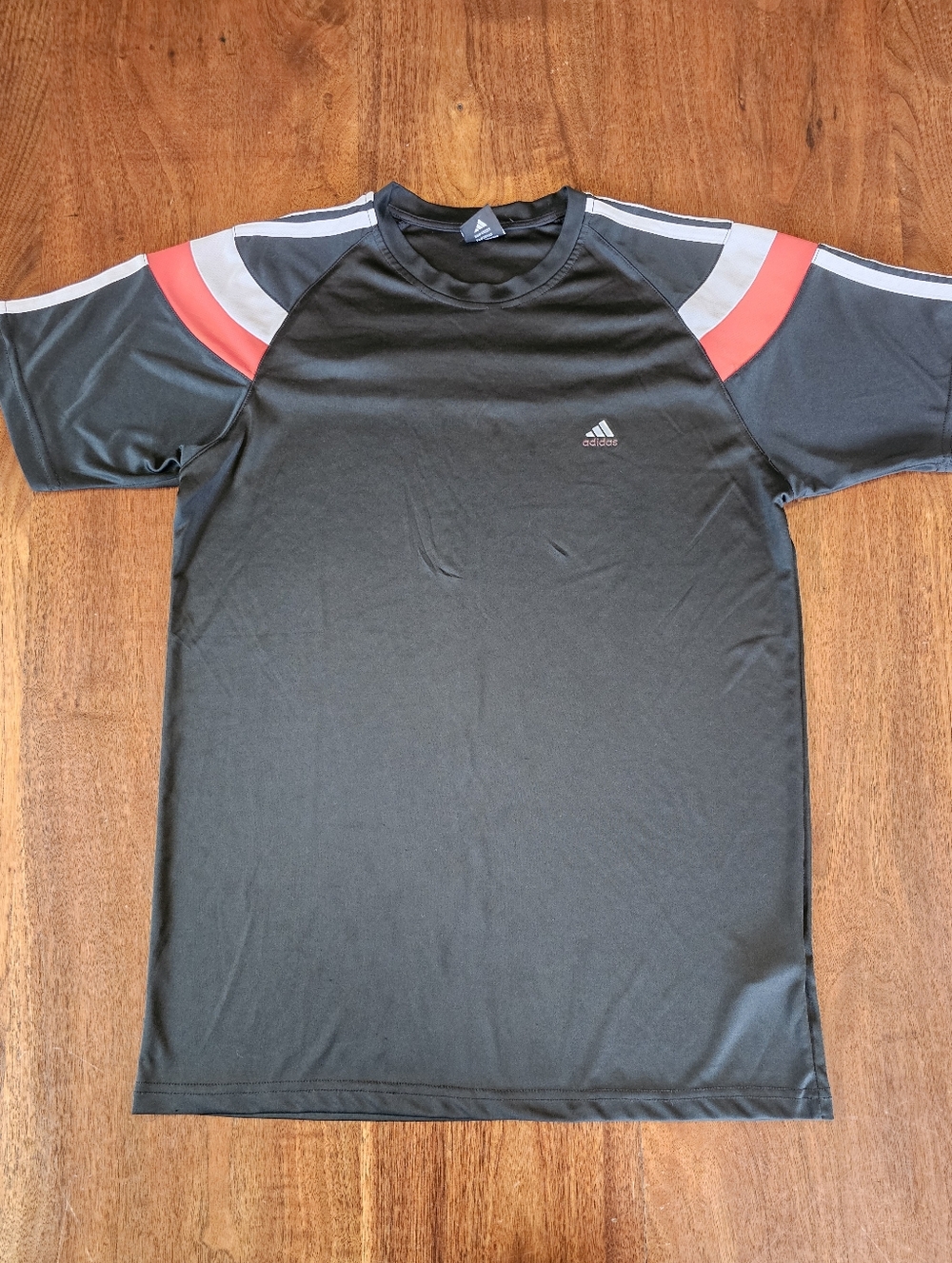 Mens Adidas Sports Top In Black With Red And White Strips USA Size XXL